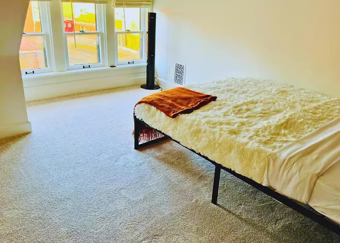 Jungle House Luxury - Downtown Short North *